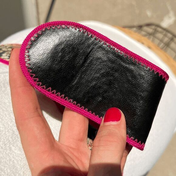 Vintage 80s/90s Floral Tapestry Belt with Pink Trim and Covered Buckle - Picture 6 of 8